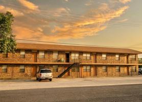 featured image of 102 E Avenue A