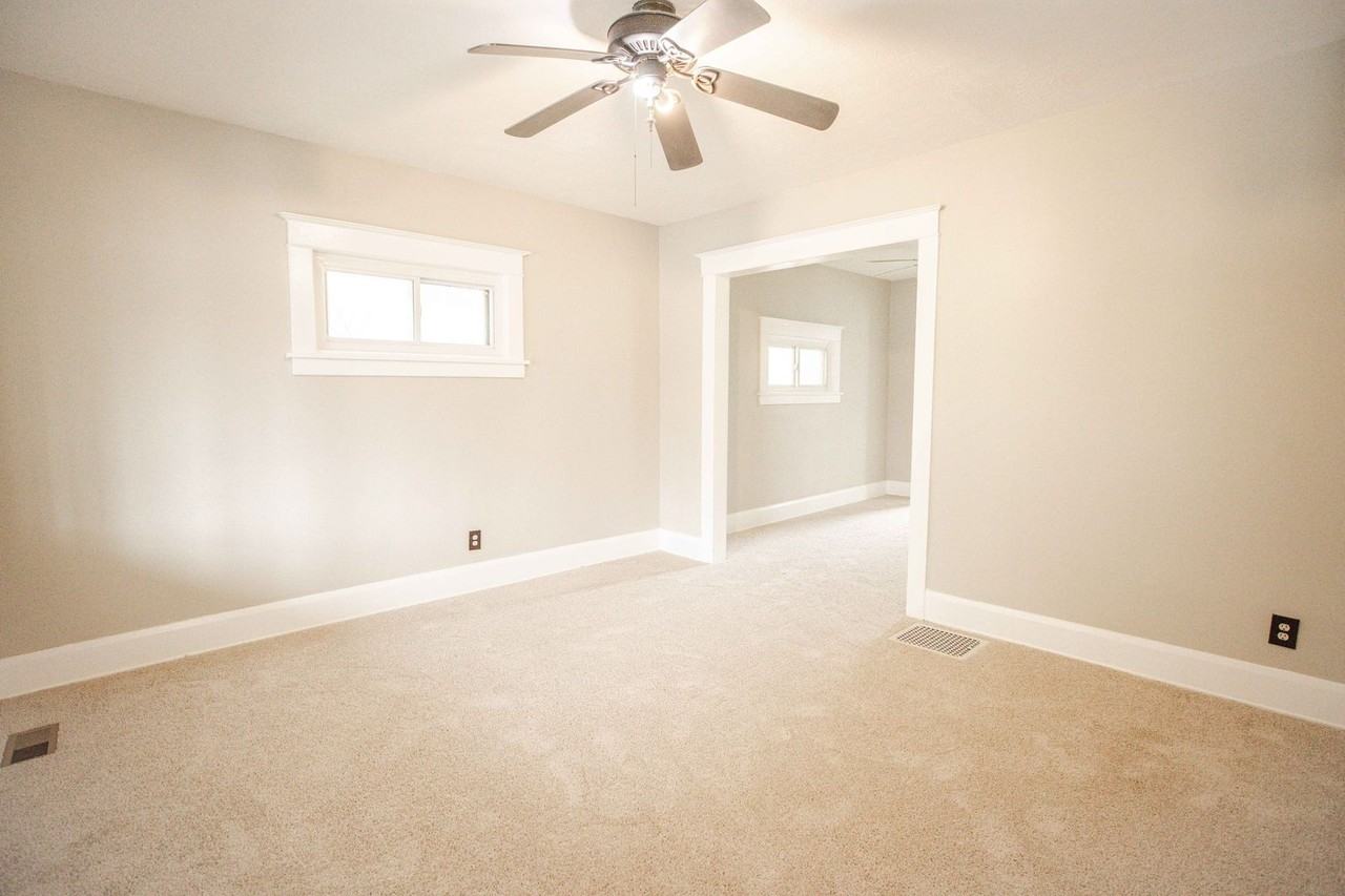 444 2nd St - Photo 4 of 17