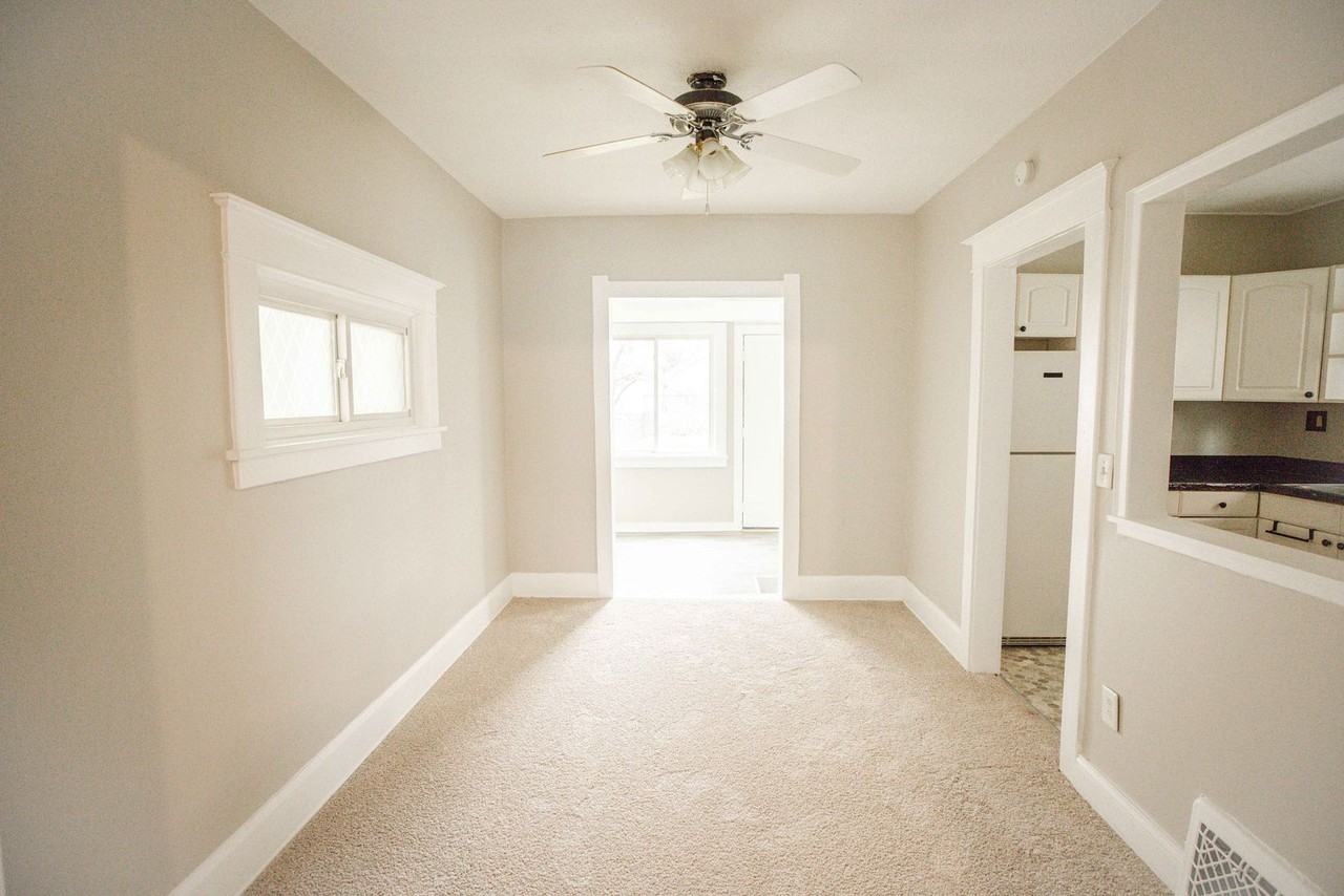 444 2nd St - Photo 5 of 17