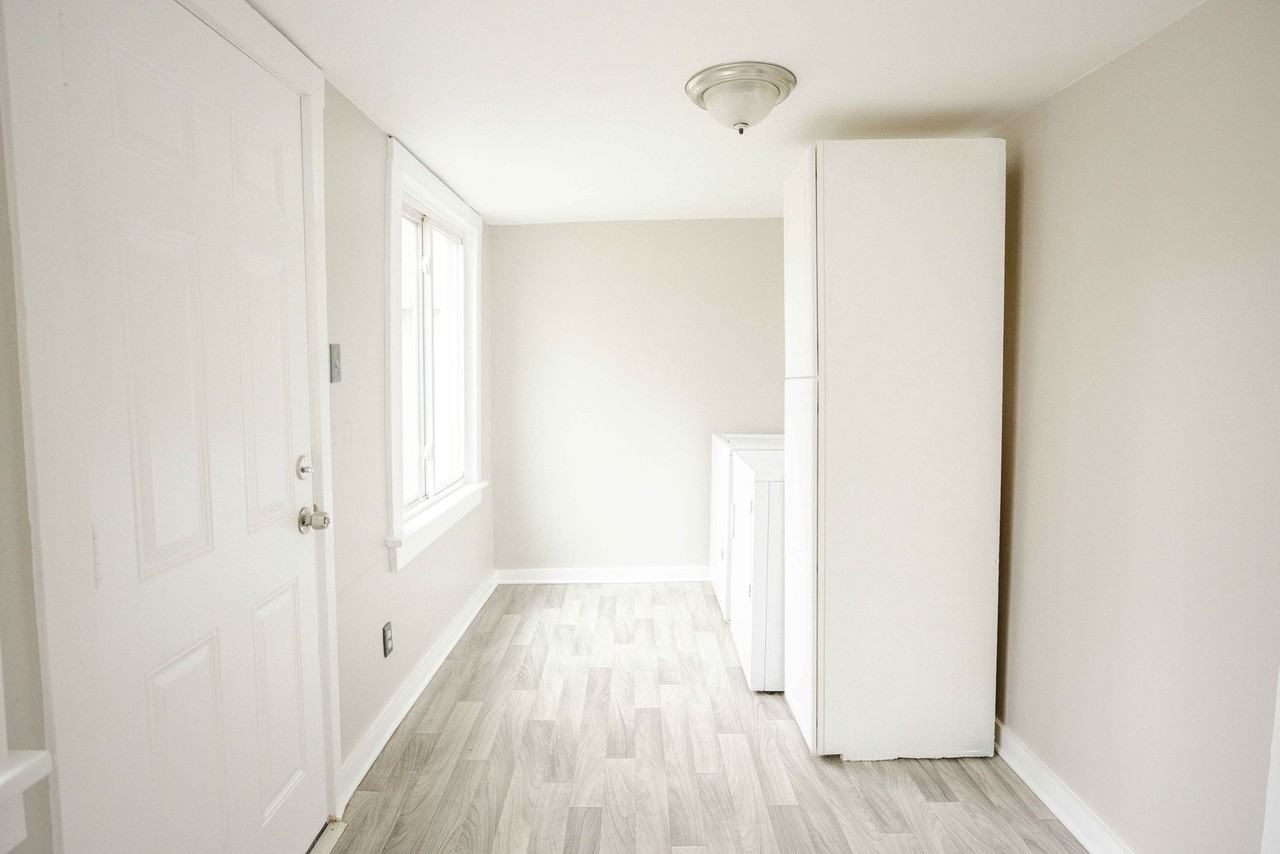 444 2nd St - Photo 7 of 17