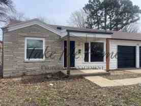 2042 S Hampton Ave - Photo 1 of 1