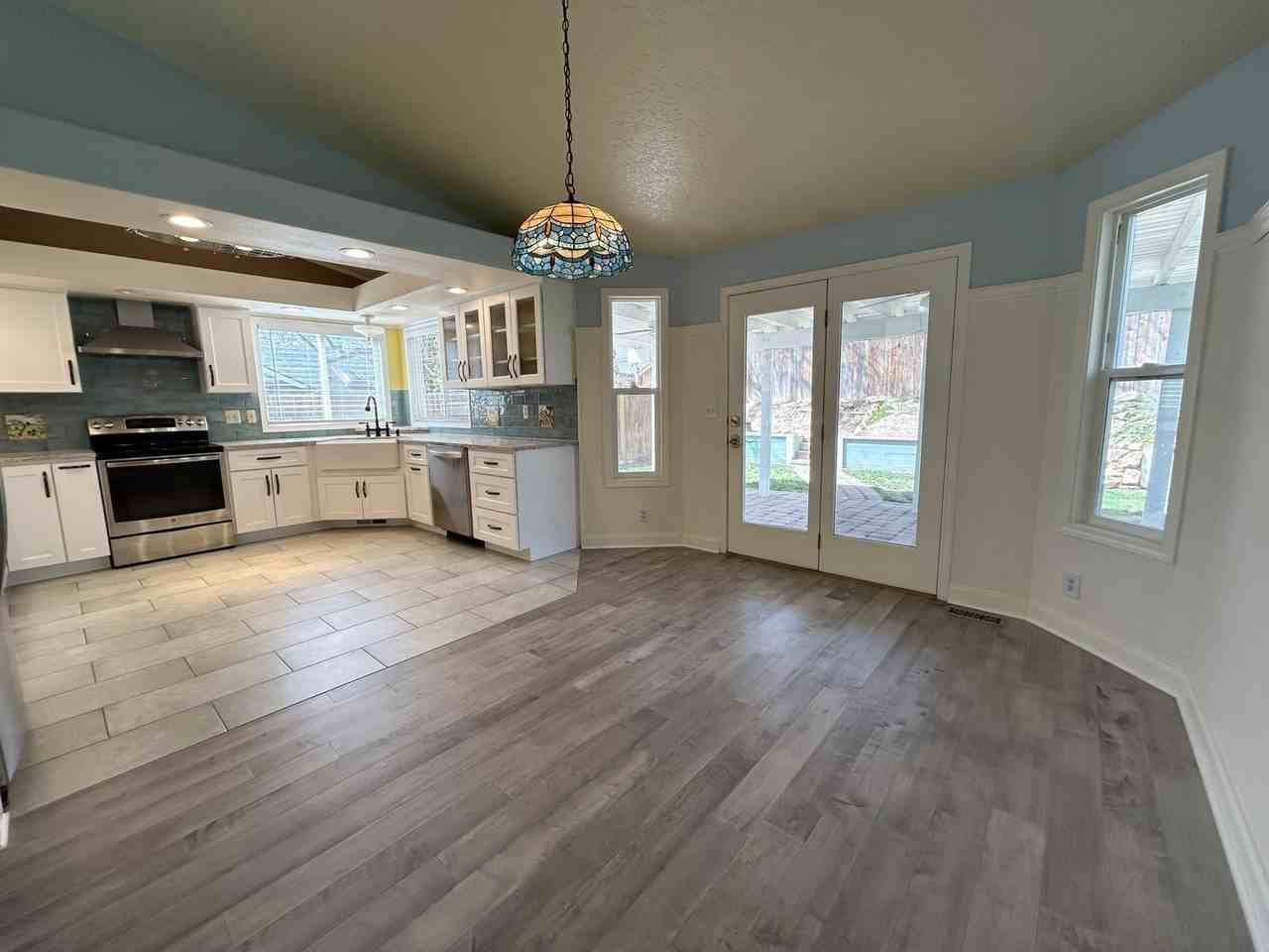 631 Stierman Way - Photo 6 of 33