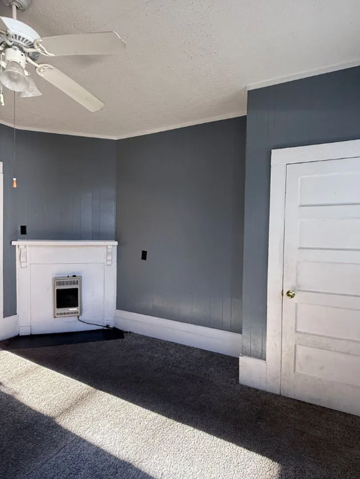 1607 3rd Ave - Photo 7 of 10