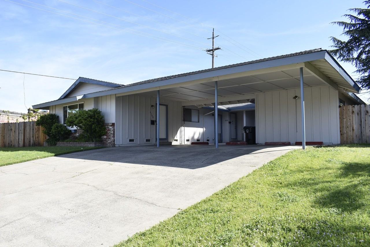 6144 Terrell Dr - Photo 2 of 3