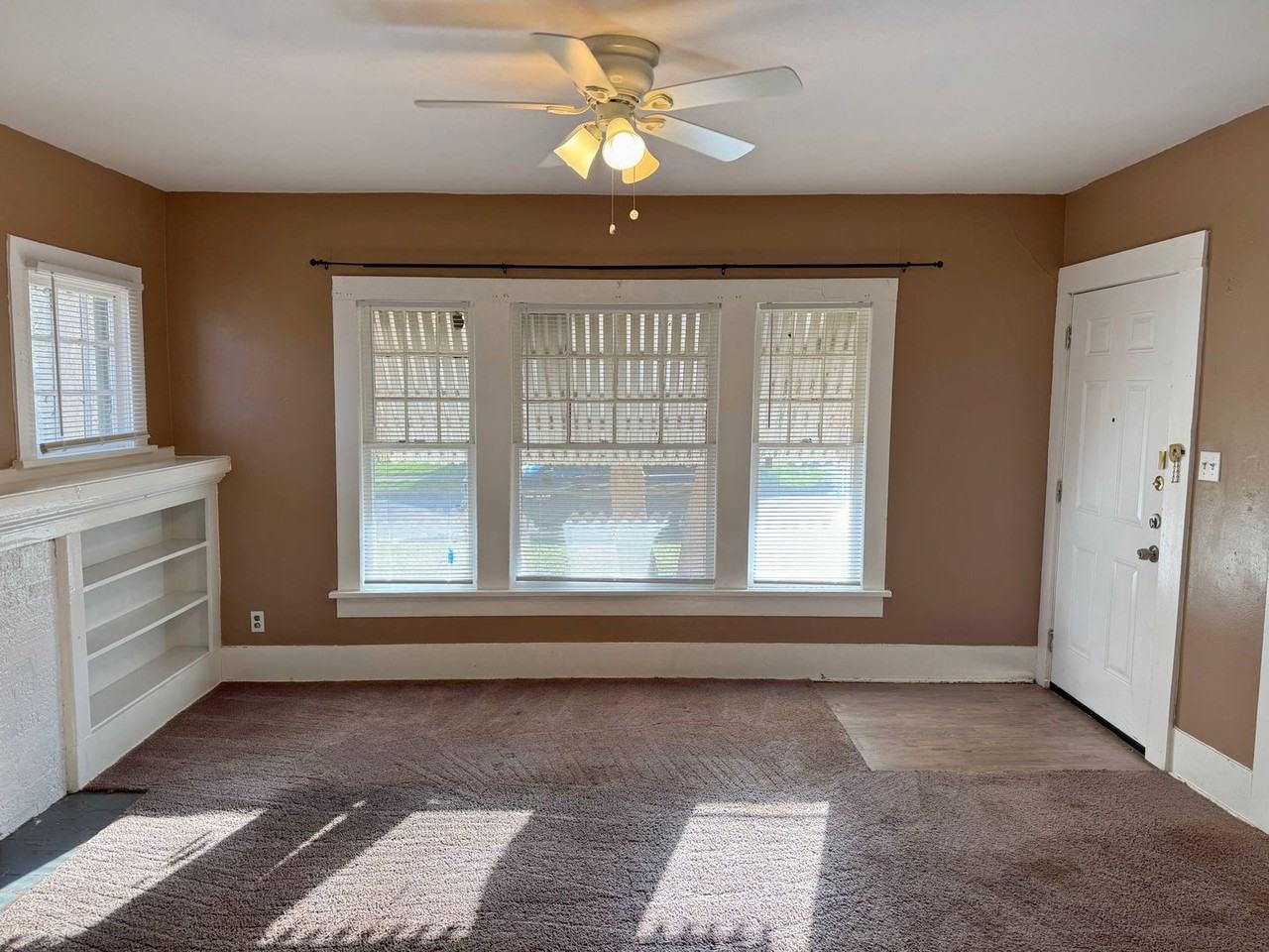 1604 Britain St - Photo 3 of 23