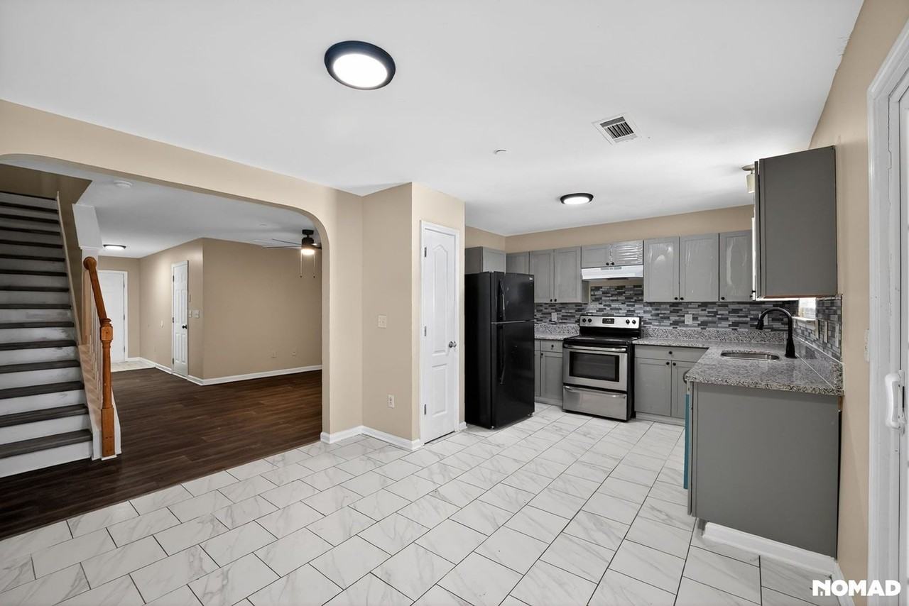 1734 Old Dogwood - Photo 4 of 18