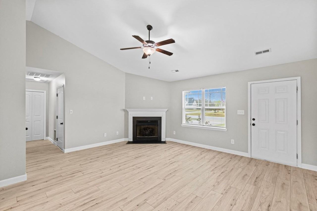 502 Deep Inlet Dr - Photo 6 of 20