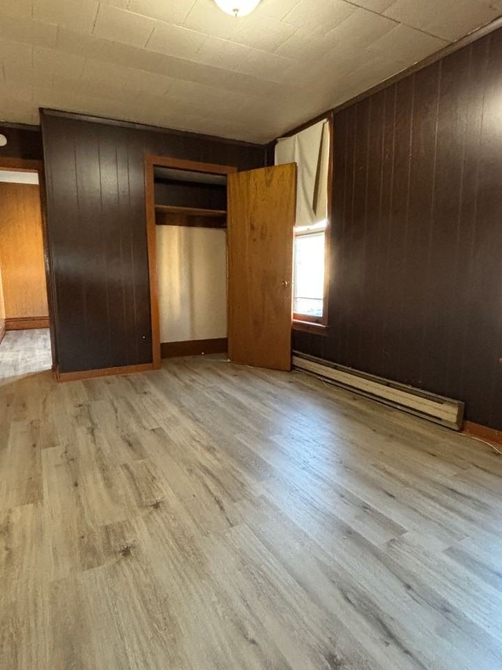 117 Baltimore Ave - Photo 2 of 14