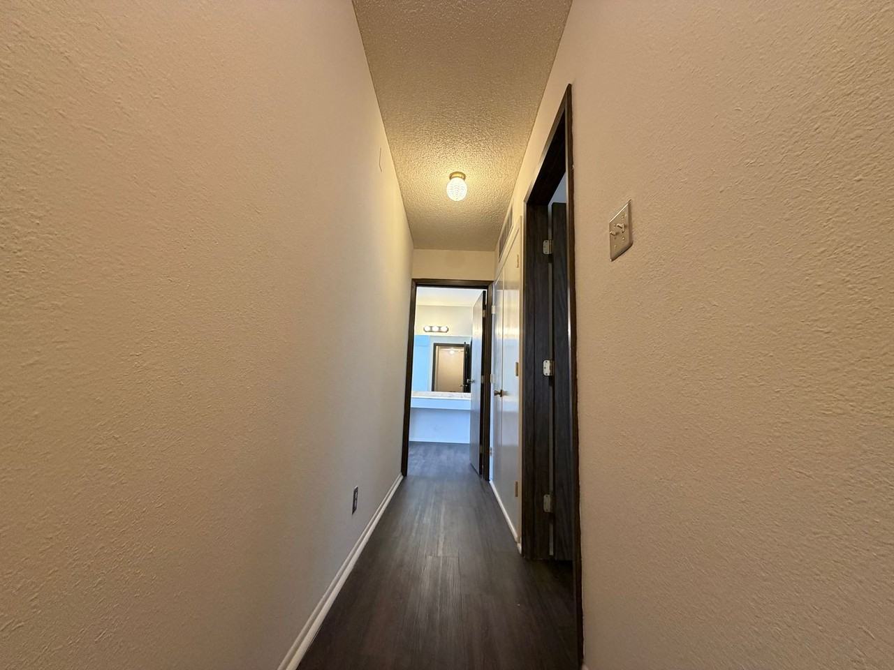 7465 Prairie Rd Ne - Photo 6 of 32