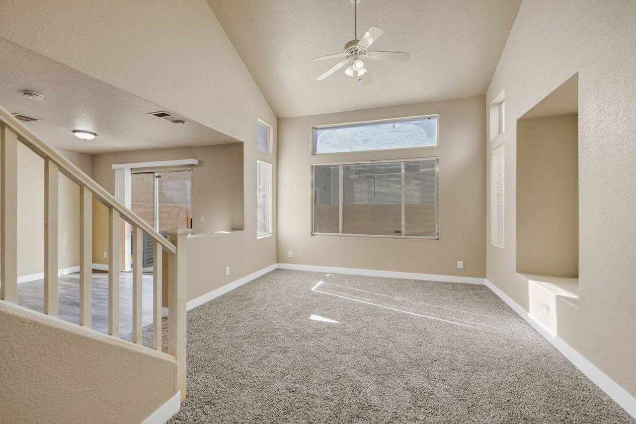 2708 Commitment Ct - Photo 2 of 18