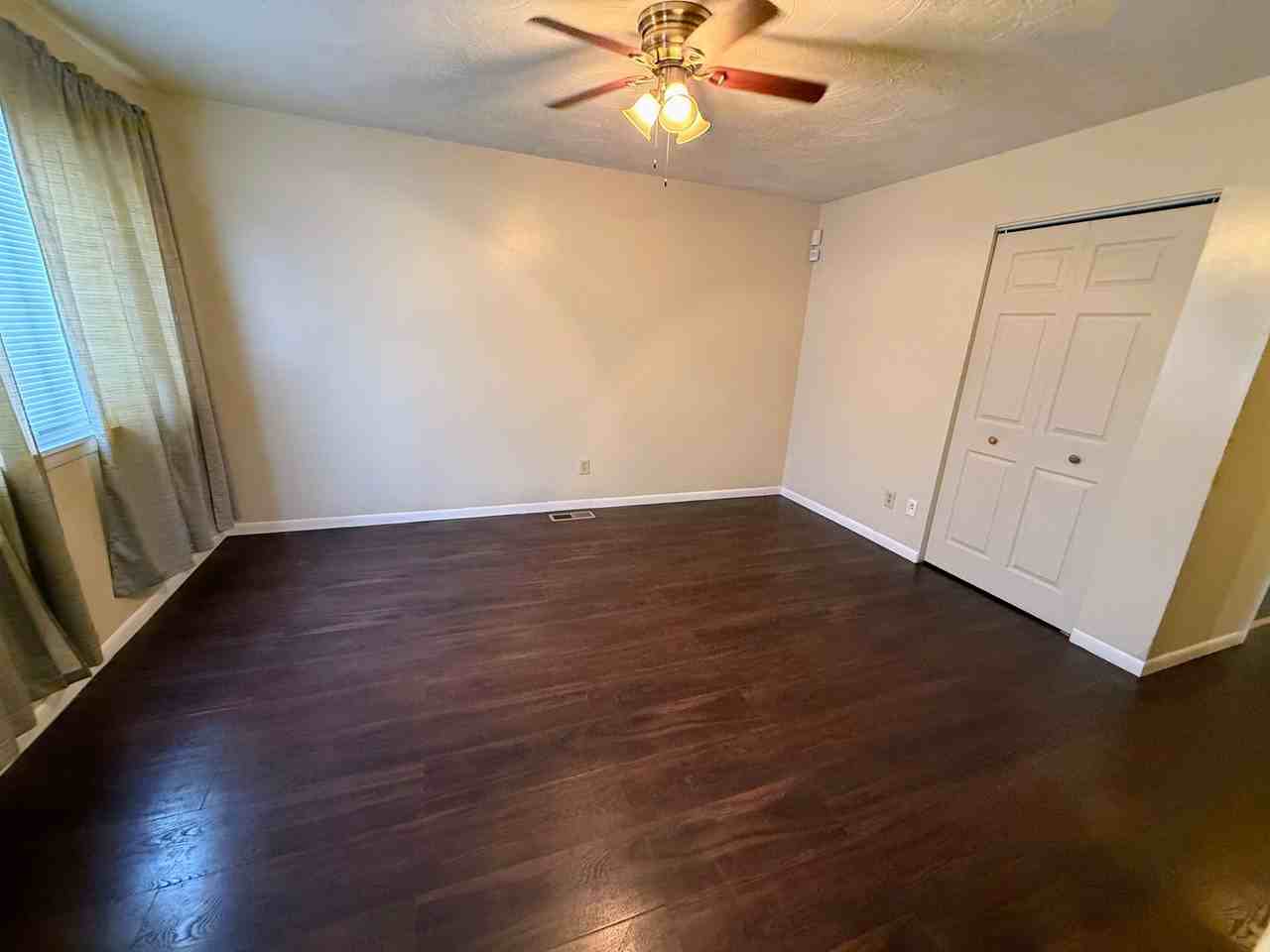 3378 E 116th St - Photo 4 of 20