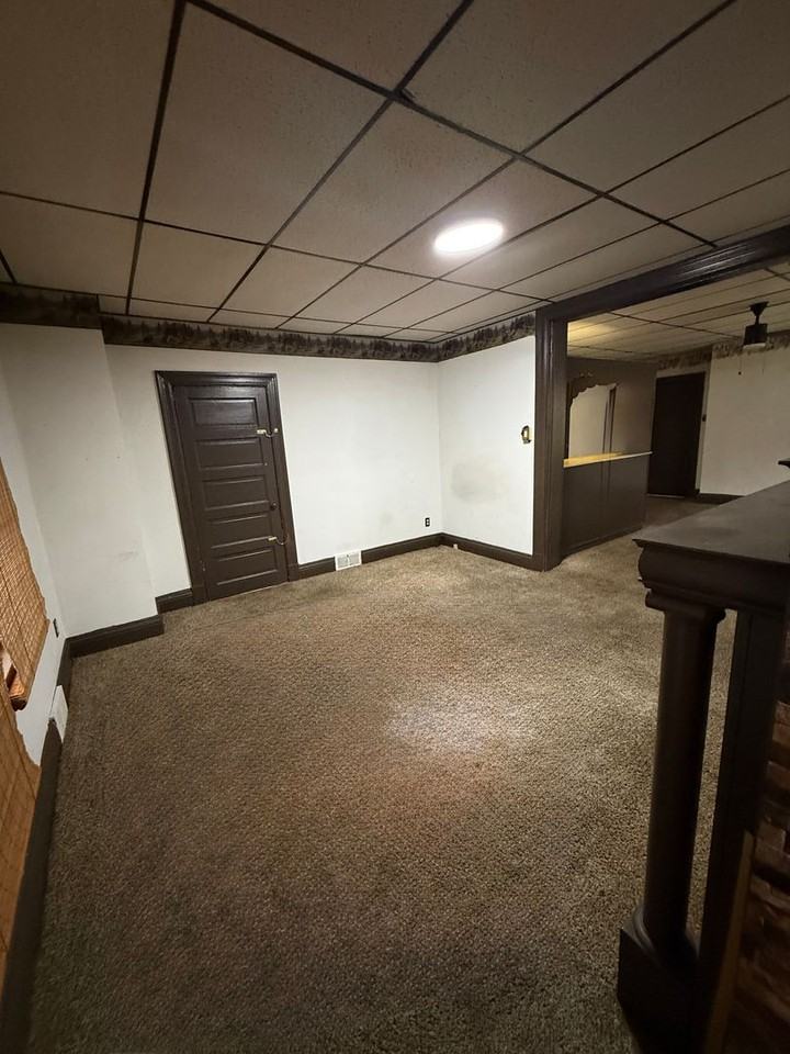 425 4th St - Photo 2 of 14