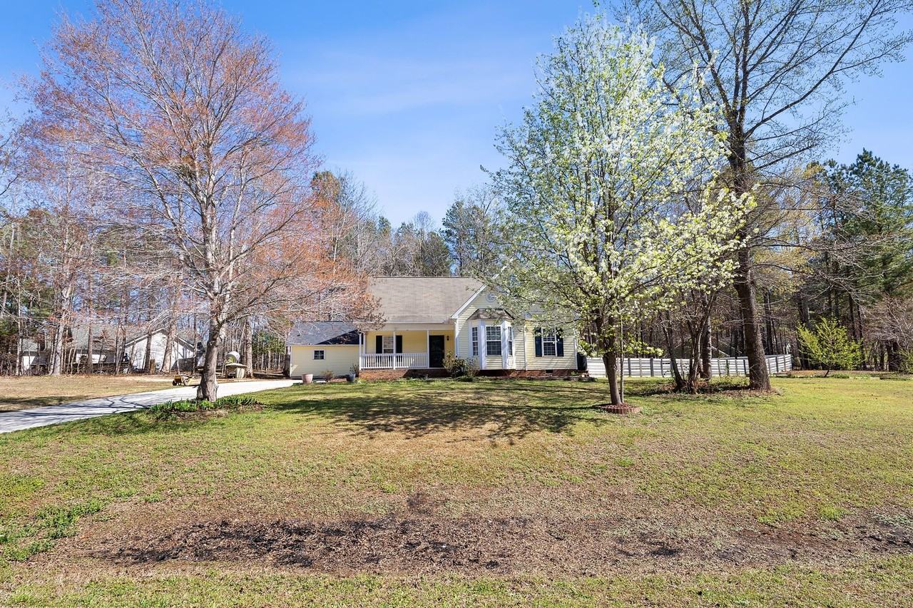 90 Coral Ridge Cir - Photo 2 of 48