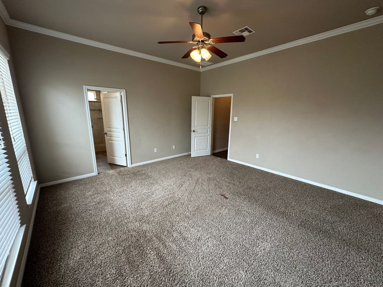 10312 Windy Pointe Dr - Photo 7 of 10