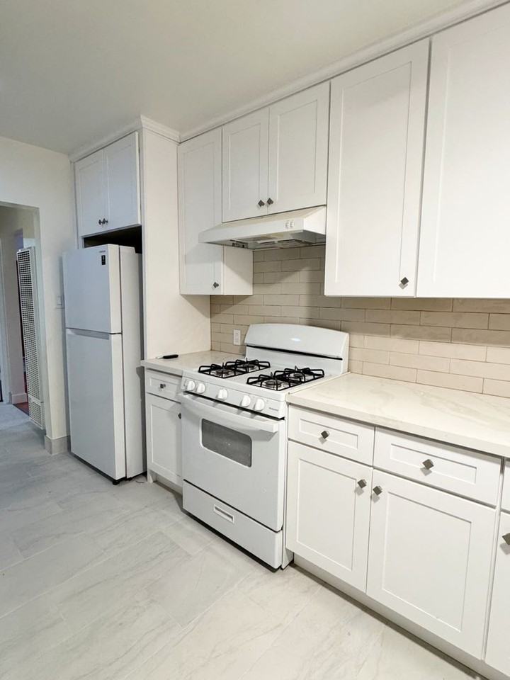 11248 Foster Rd - Photo 2 of 21