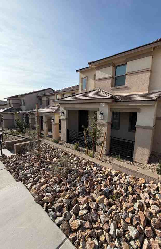 12504 Kings Creek Pl - Photo 2 of 43