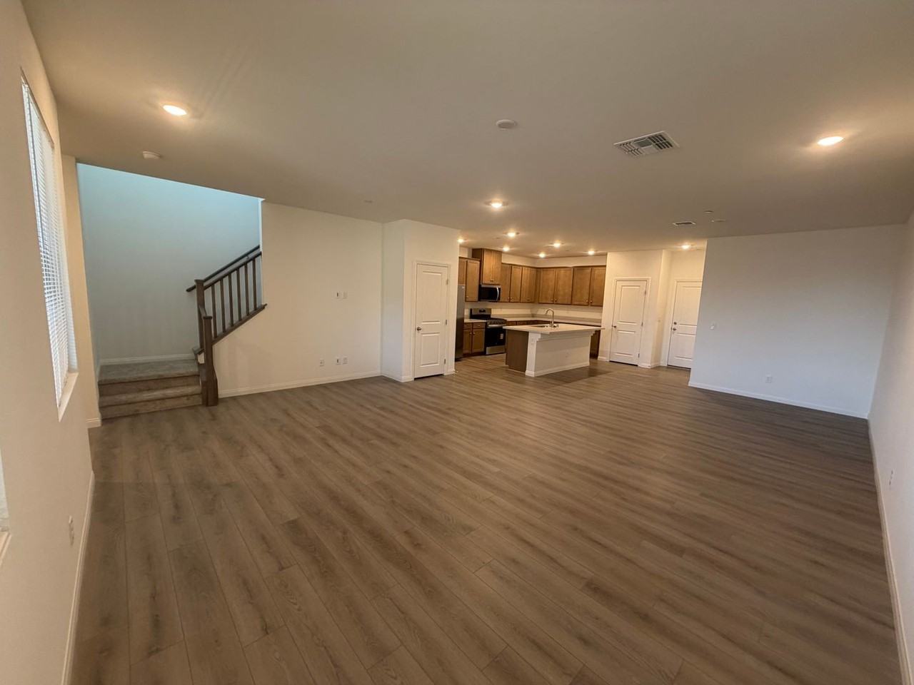 12504 Kings Creek Pl - Photo 6 of 43