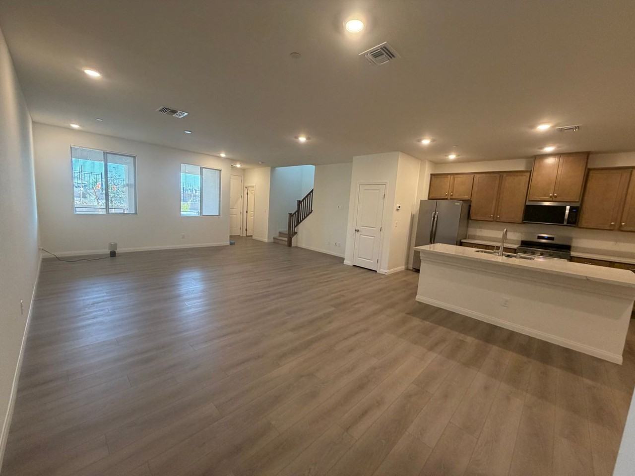 12504 Kings Creek Pl - Photo 7 of 43