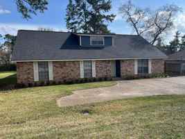 featured image of 3321 Colquitt Rd