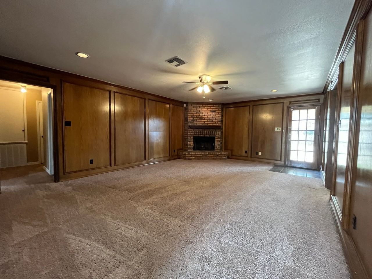 3321 Colquitt Rd - Photo 3 of 46