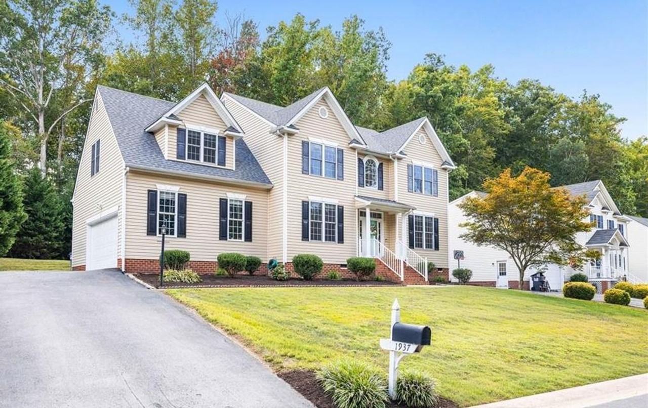 1937 Bantry Dr - Photo 2 of 28