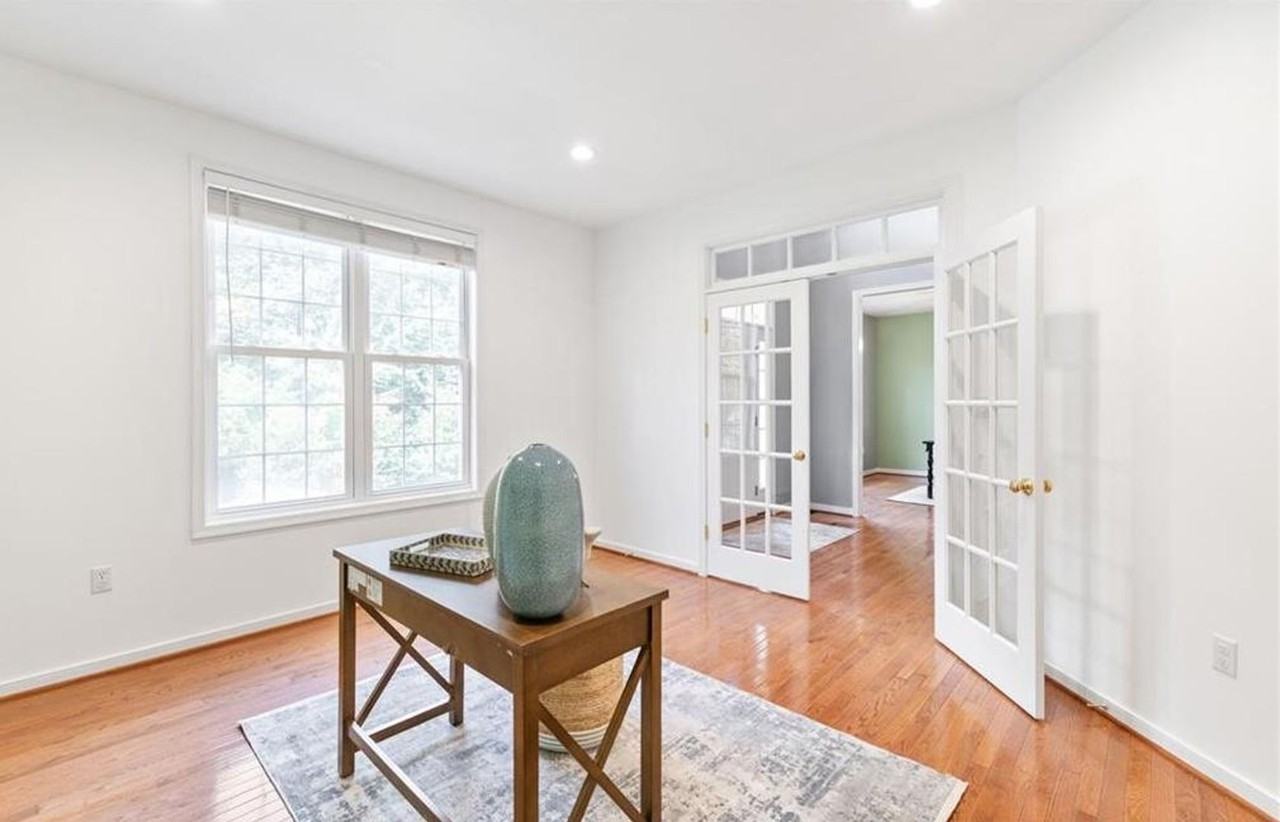 1937 Bantry Dr - Photo 6 of 28