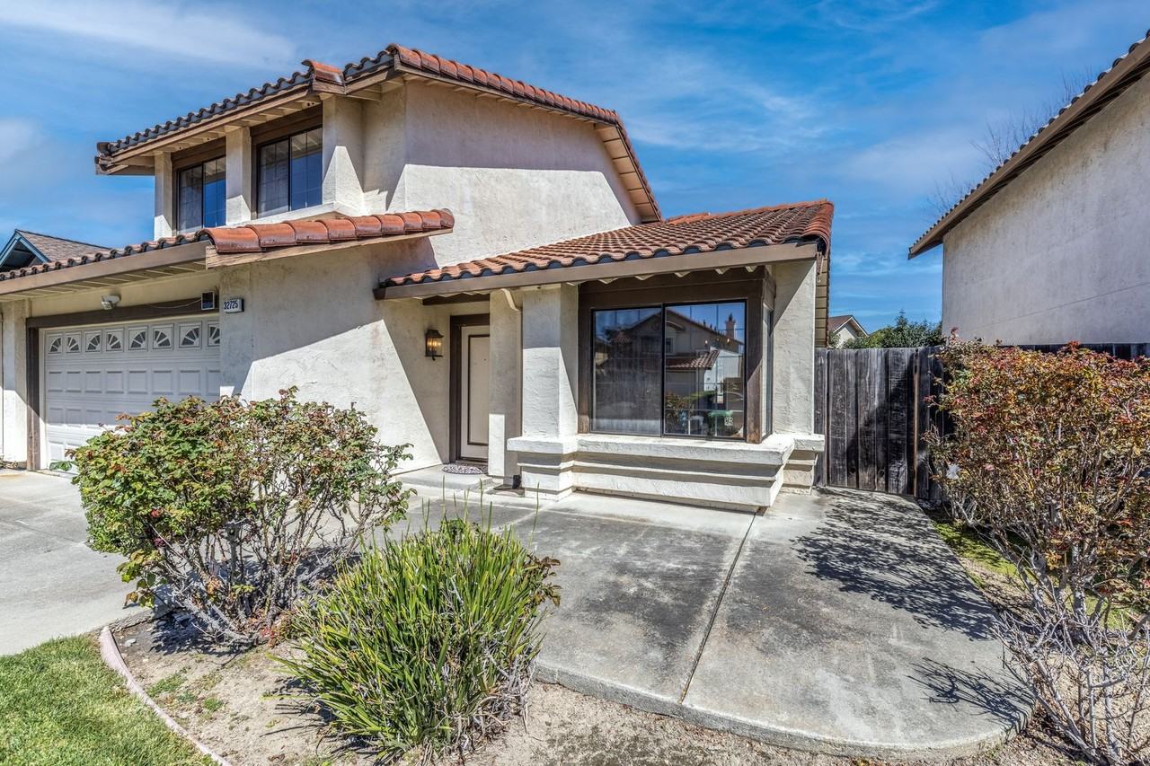 32725 Hilmar St - Photo 3 of 40