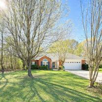 200 Chipper St - Photo 1 of 1