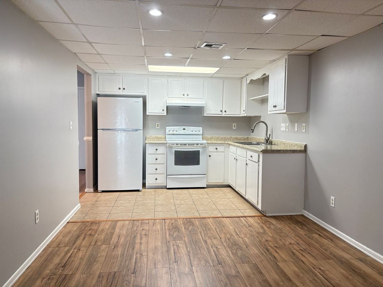 1704 N Hamilton St - Photo 5 of 22