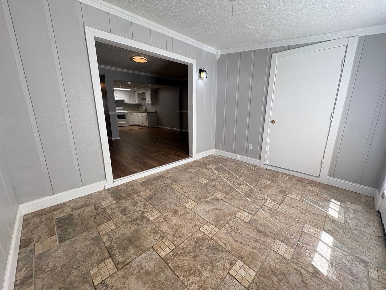 1704 N Hamilton St - Photo 7 of 22