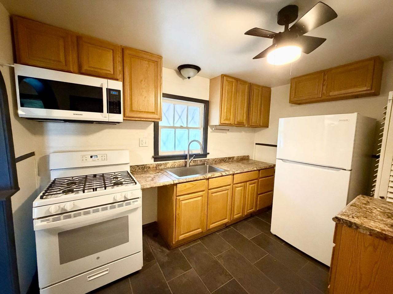 1319 Tabor St - Photo 5 of 14