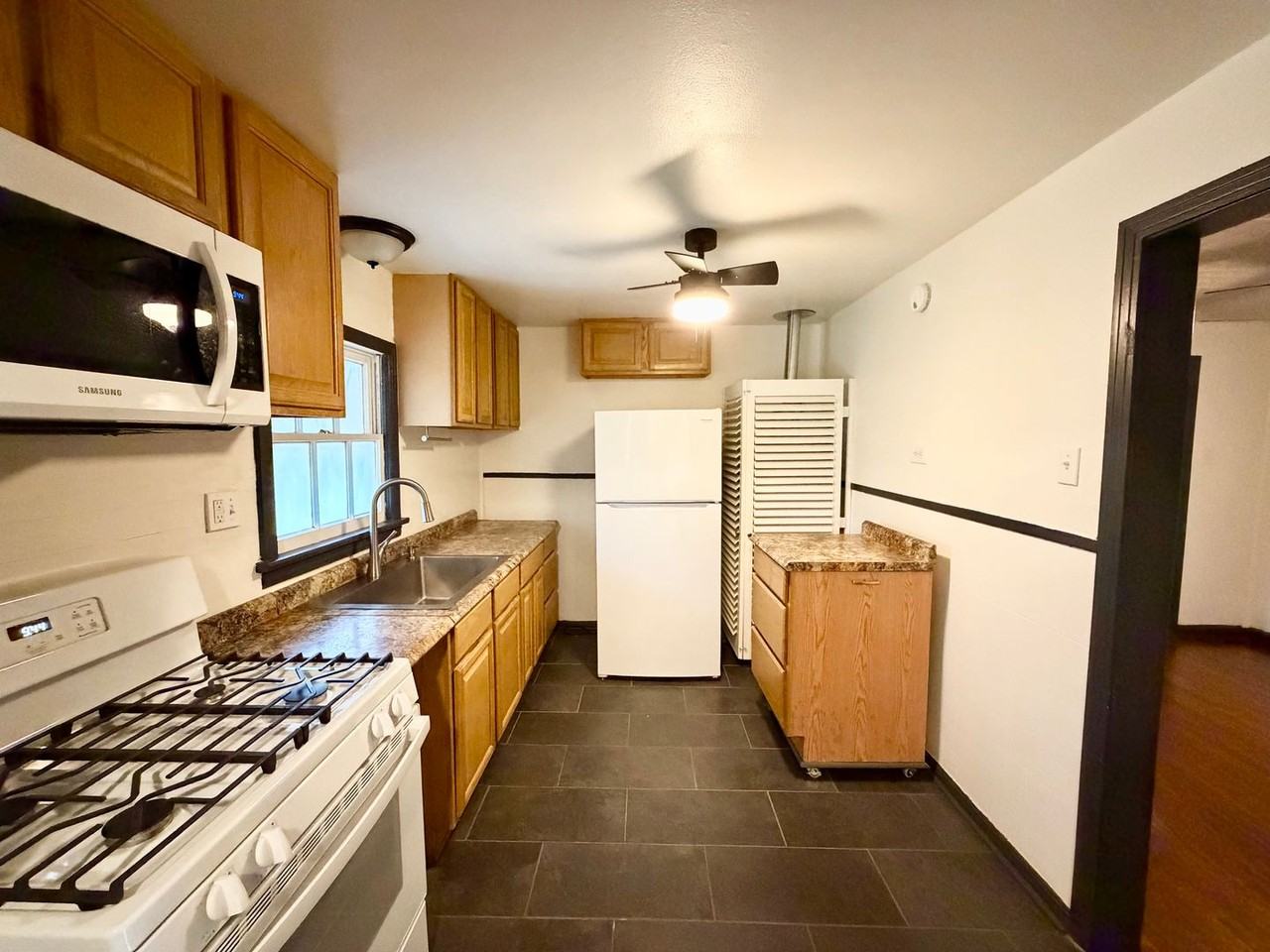 1319 Tabor St - Photo 6 of 14