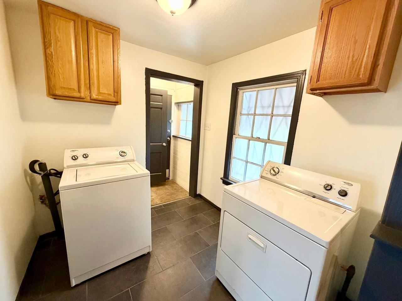 1319 Tabor St - Photo 7 of 14