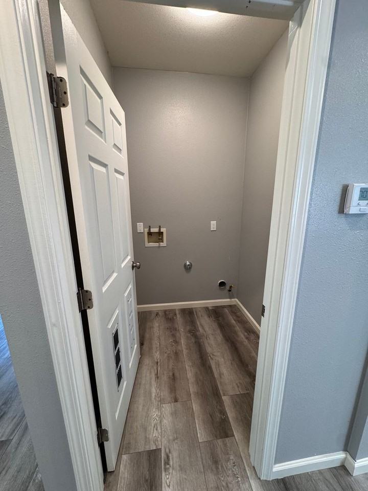 11245 Fulmer Dr - Photo 4 of 13