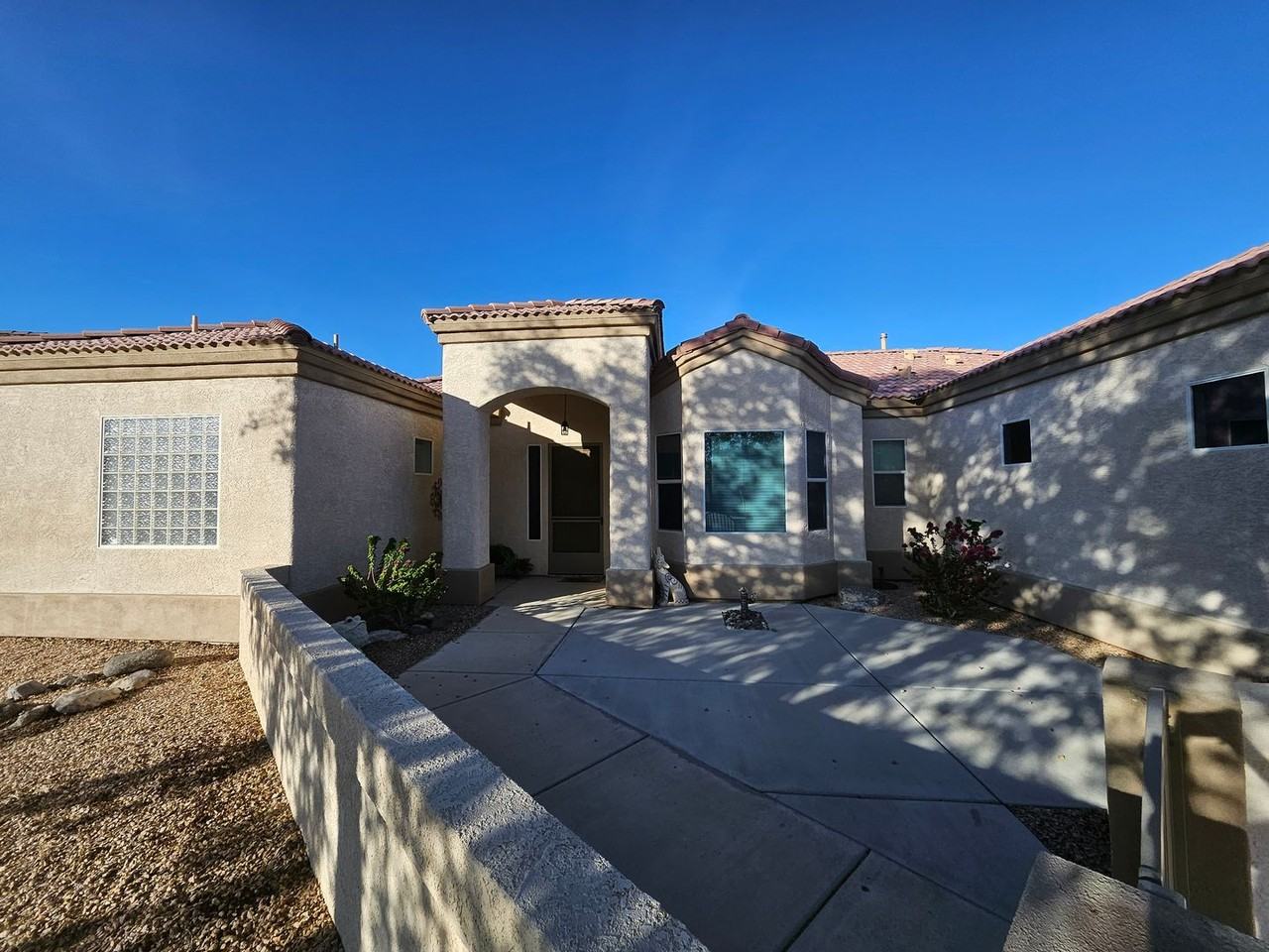 2694 Sanctuary Dr - Photo 4 of 25