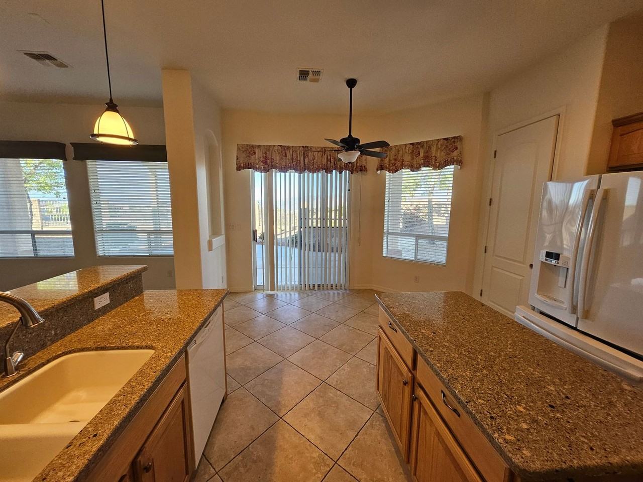 2694 Sanctuary Dr - Photo 6 of 25