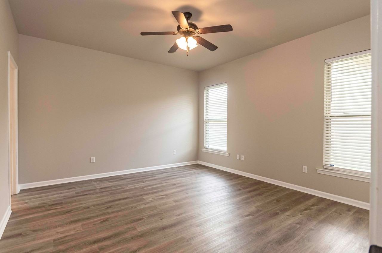 129 Gray Birch Loop - Photo 7 of 14