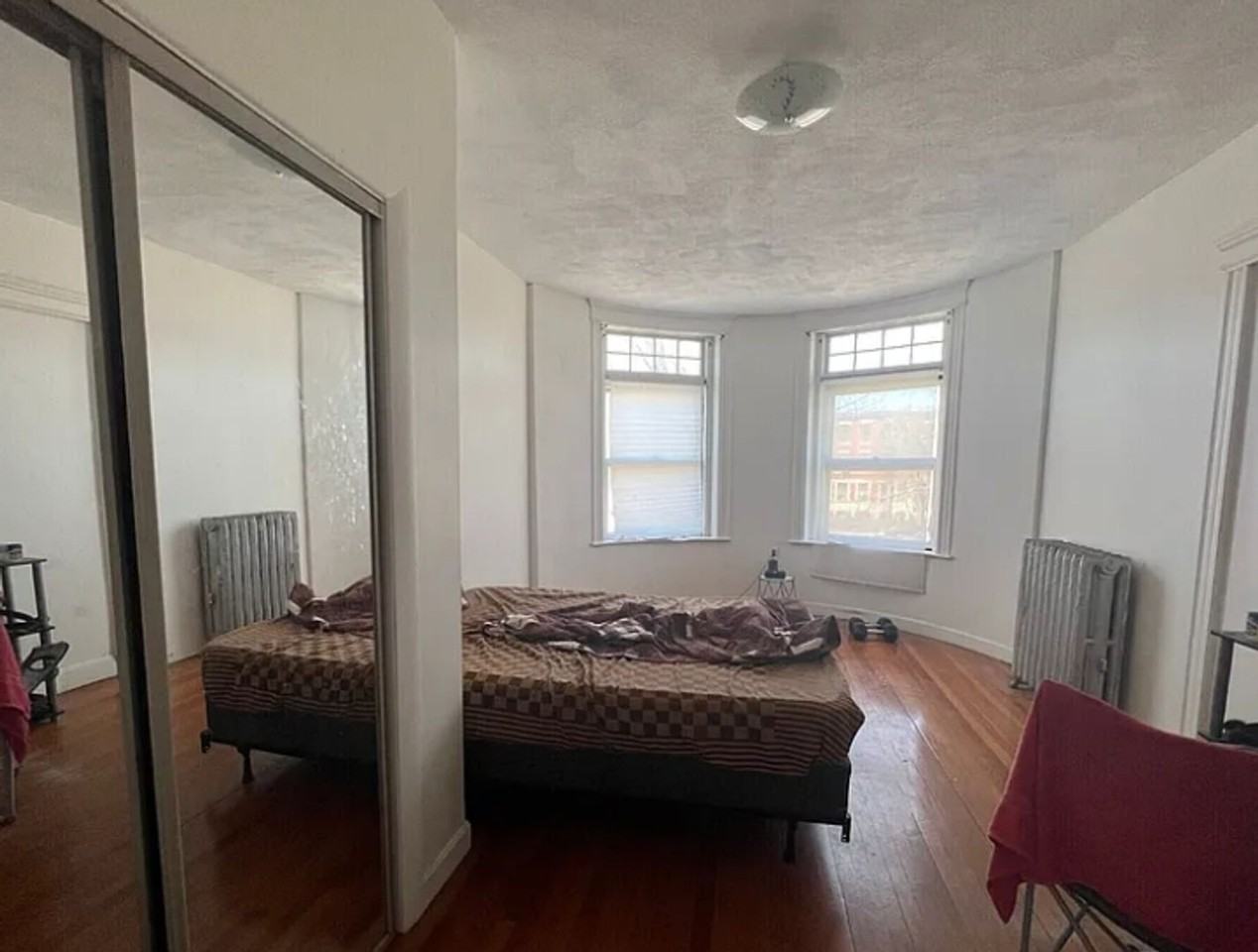 2005 Beacon St - Photo 7 of 8