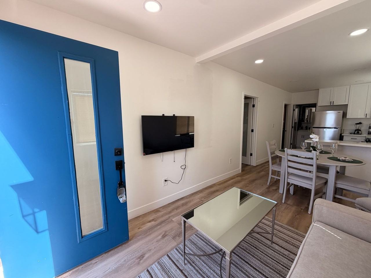 1830-36 Newton Ave. - Photo 3 of 32