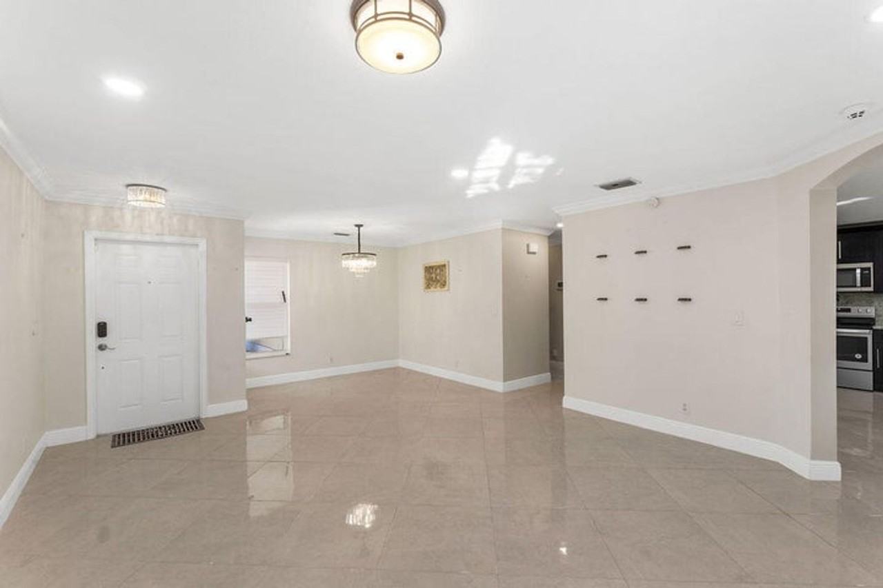 6384 Adriatic Way - Photo 4 of 21