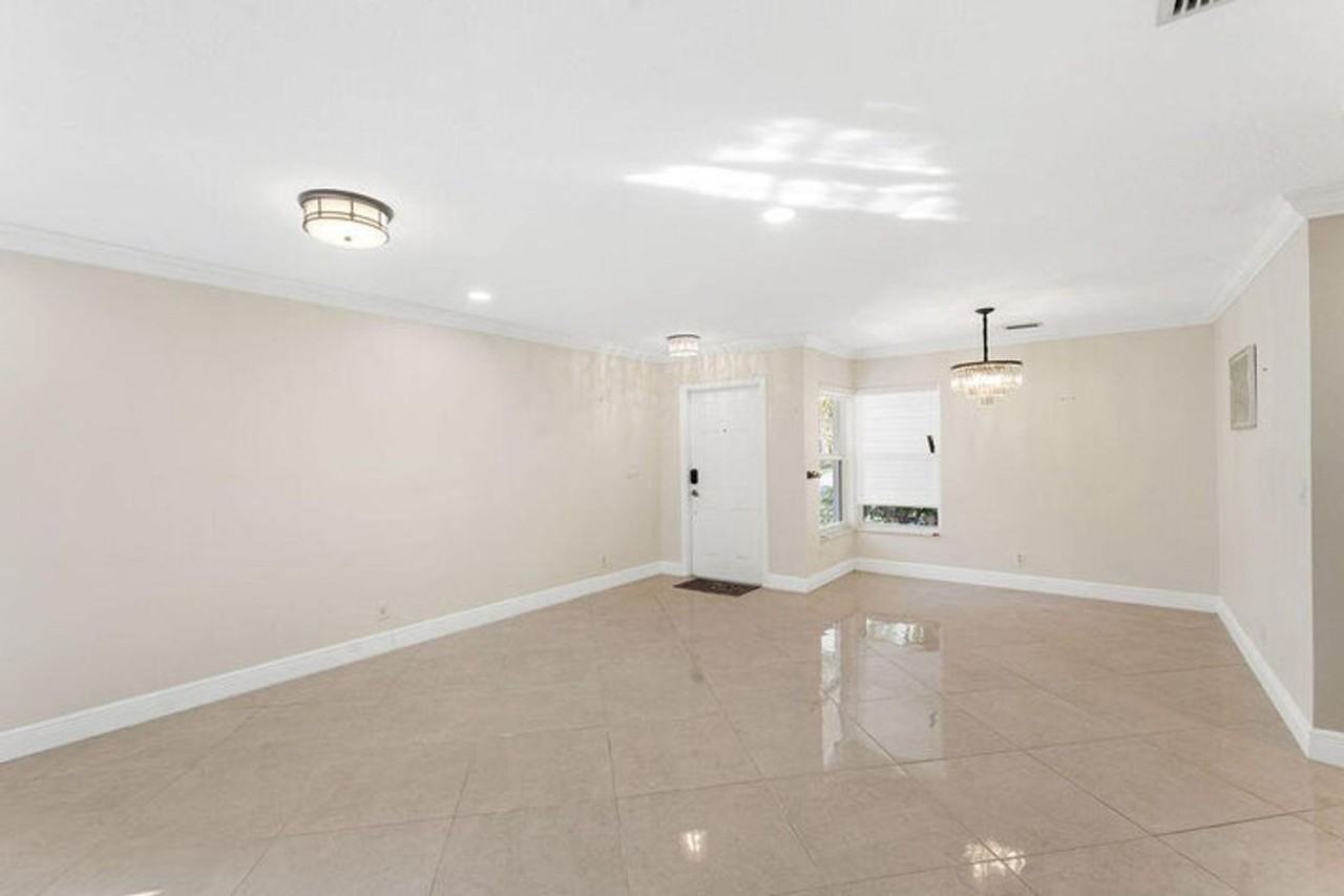 6384 Adriatic Way - Photo 5 of 21