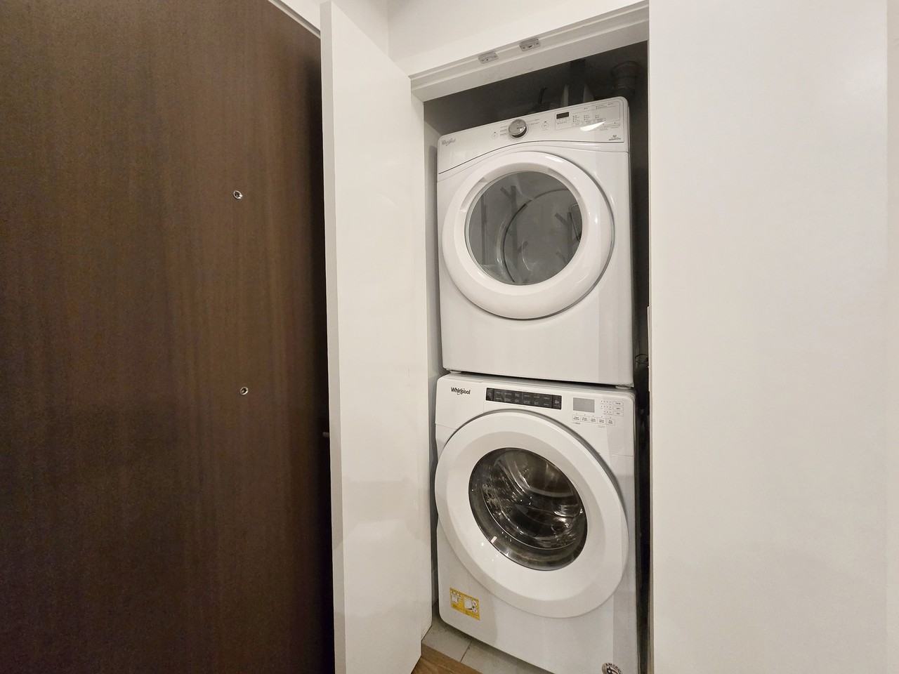 5355 Lane Street - Photo 5 of 17