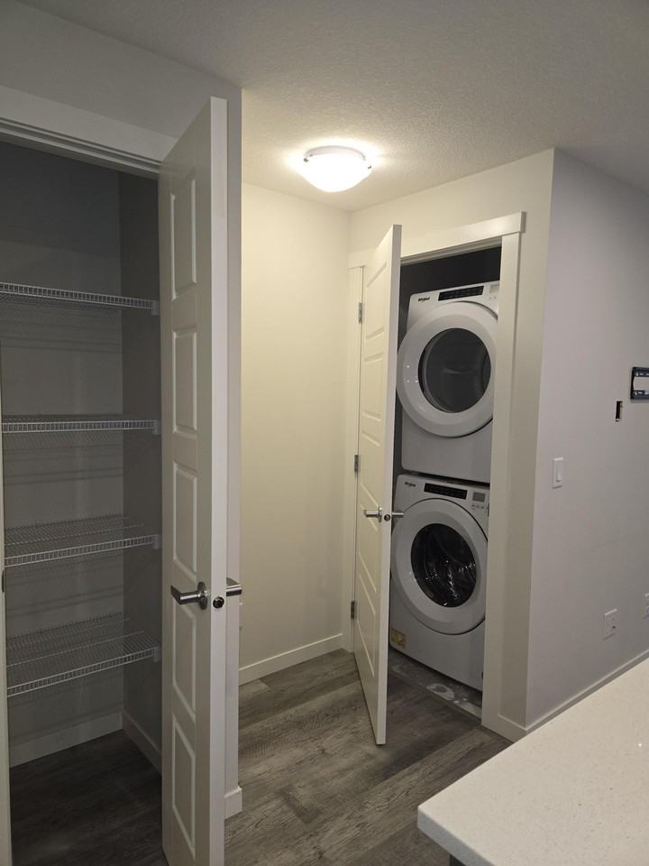 260 Rowley Way Northwest #116 - Photo 3 of 7