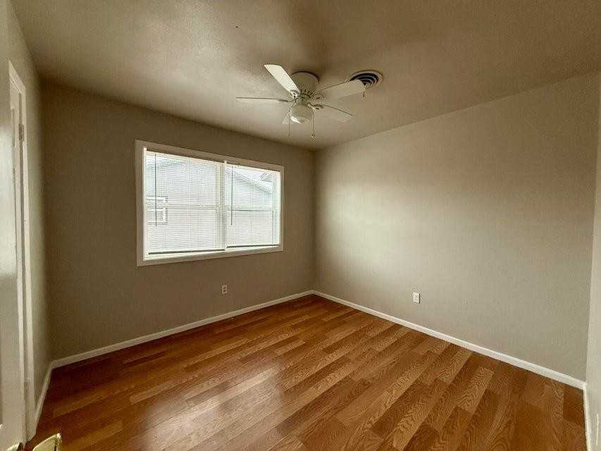 505 E 37th St - Photo 2 of 8