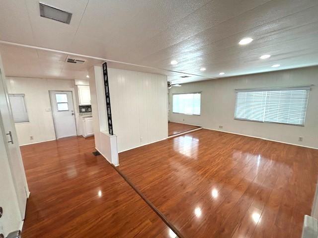 591 Santa Clara Cir - Photo 2 of 14