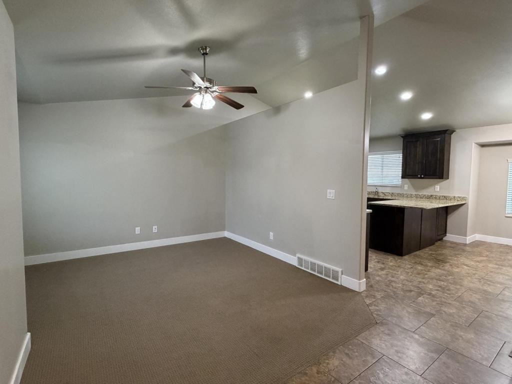 2103 N 925 W - Photo 3 of 16