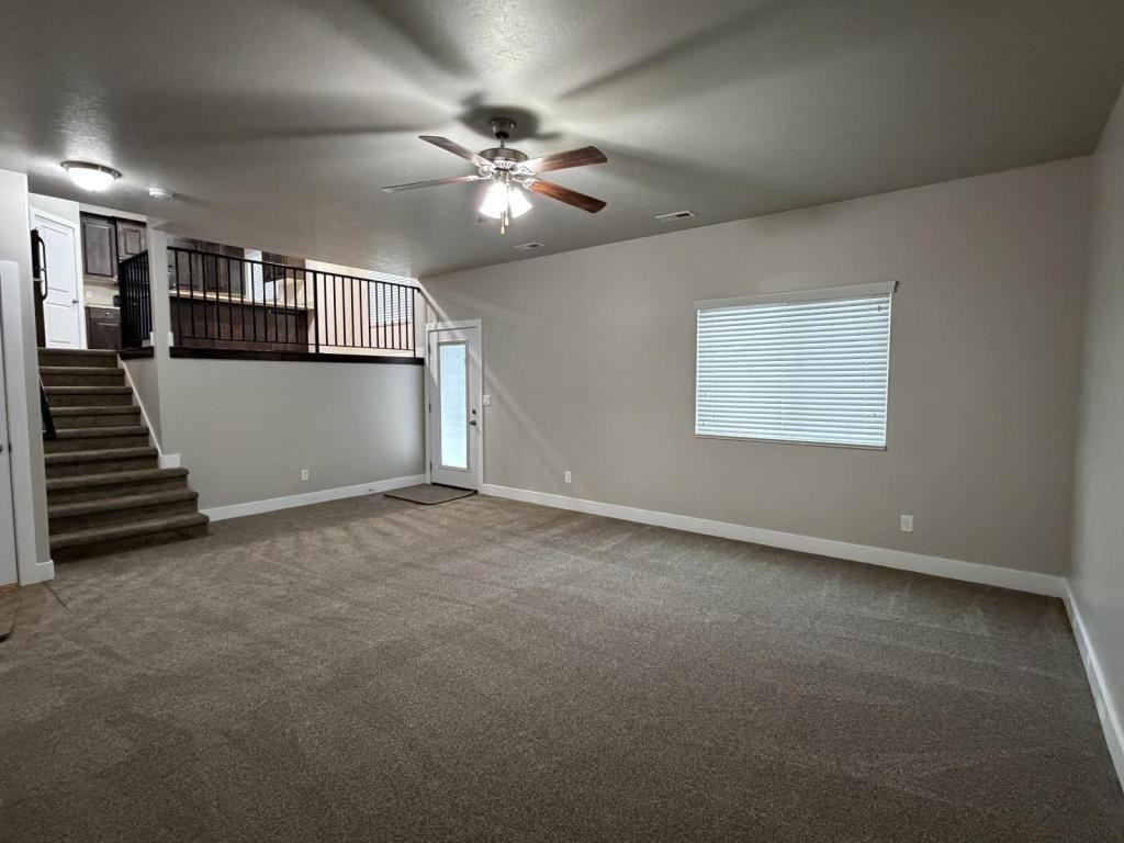 2103 N 925 W - Photo 7 of 16