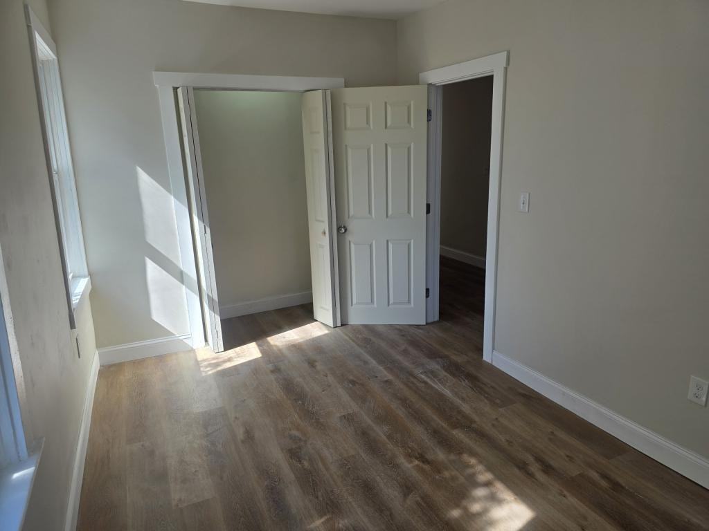 58 Downing St - Photo 5 of 34