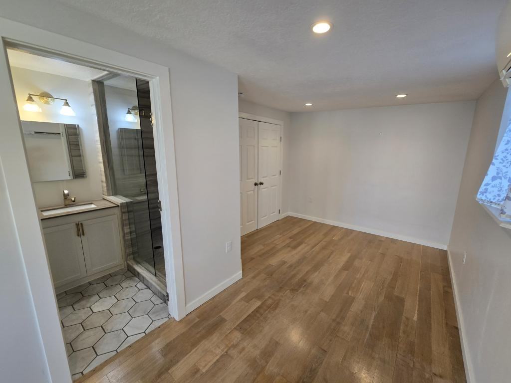 167 Robbins Ave - Photo 7 of 18