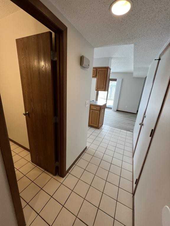 2210 18th Ave Se - Photo 3 of 22